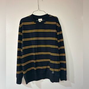 Crew neck sweater